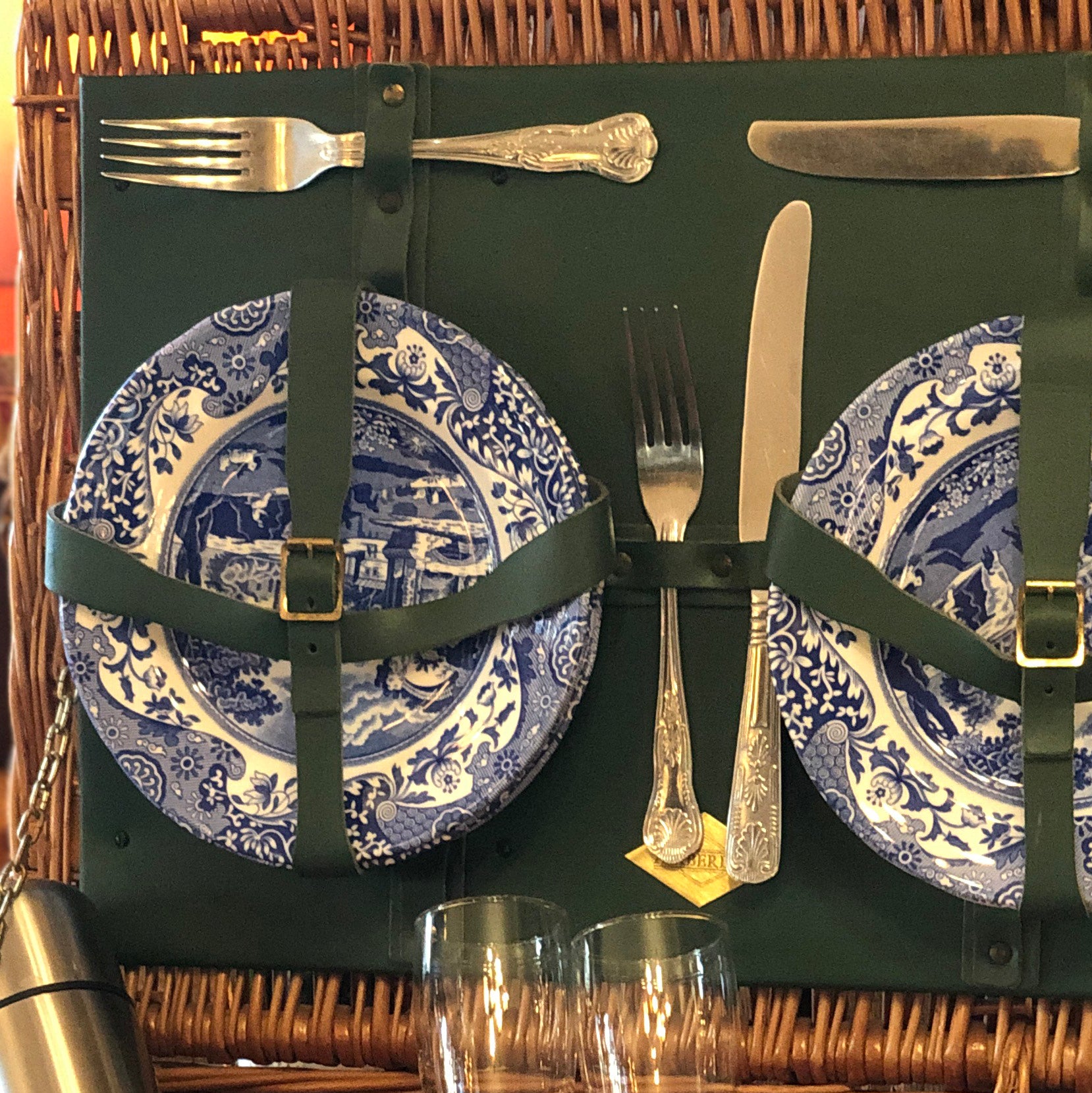 Plate & Cutlery Pack for Hire (Per Person)