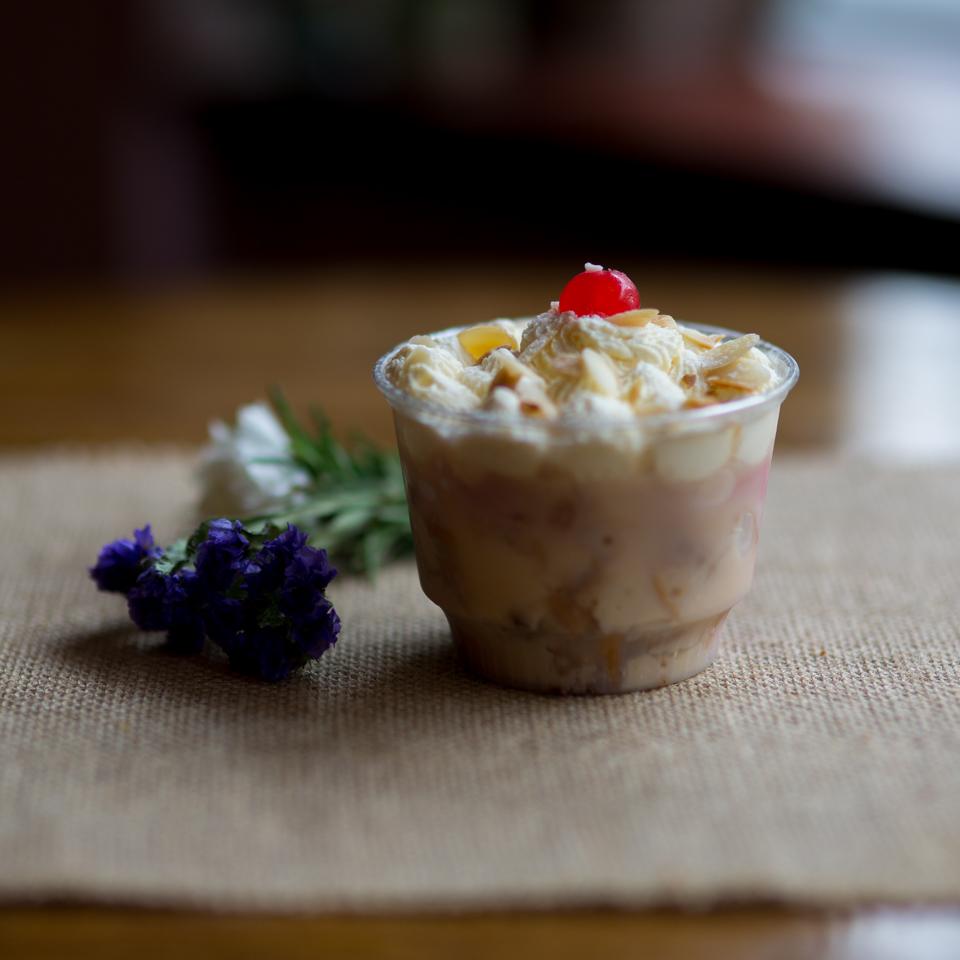 Sherry Raspberry Trifle (Contains Sherry Alcohol)