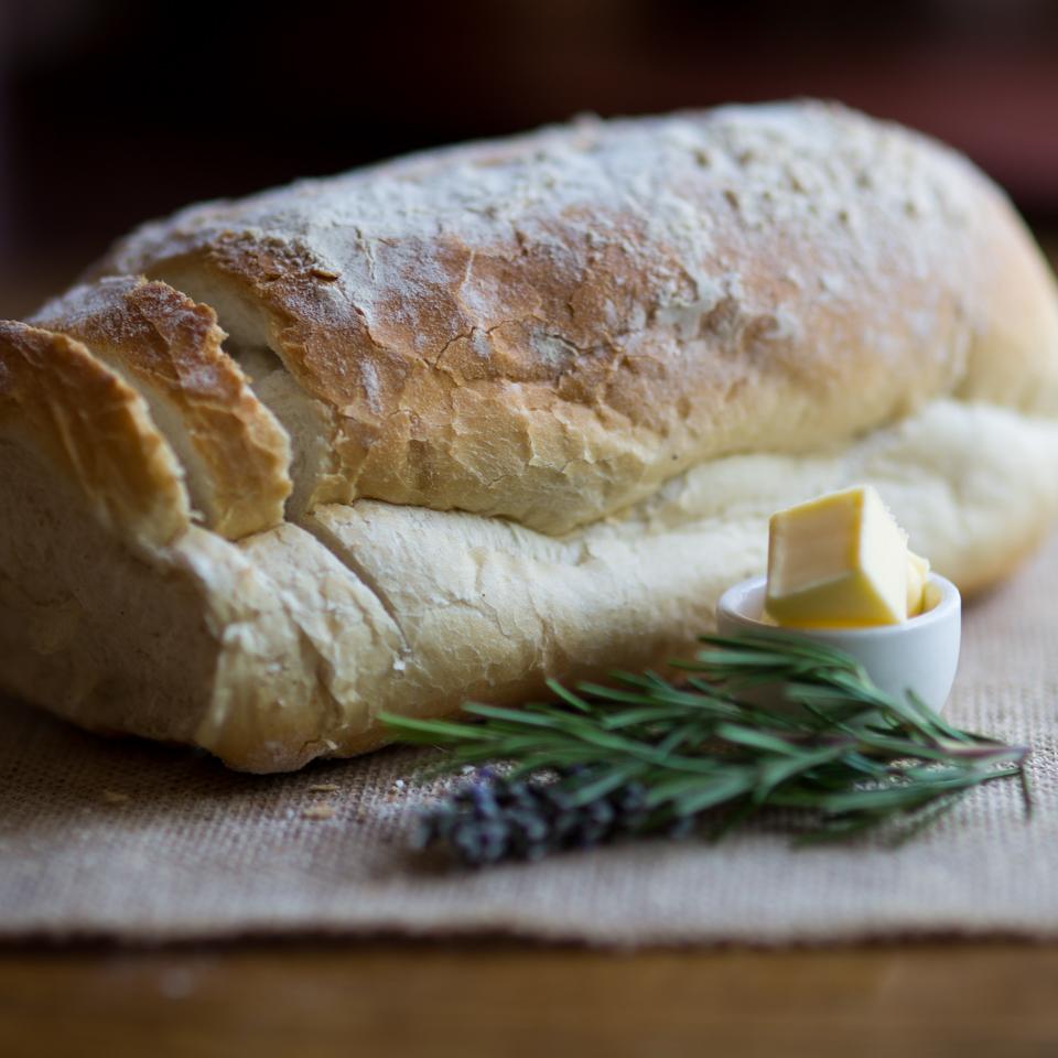 Small White Bloomer