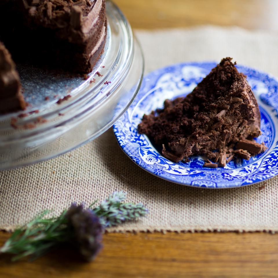 Chocolate Flake Cake