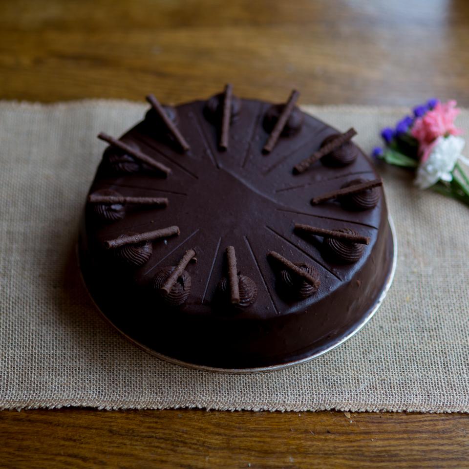 Chocolate Mint Ganache Cake (Gluten Free)