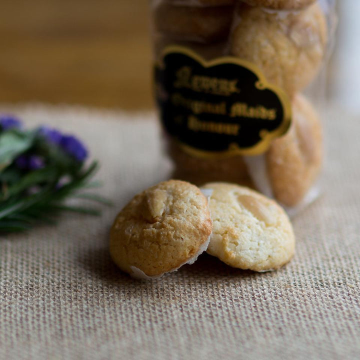Almond Macaroons (Pack of 10)